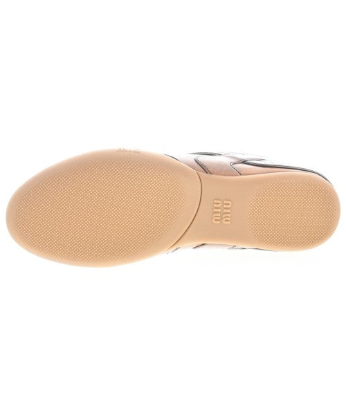 Miu Miu รองเท้าผ้าใบ