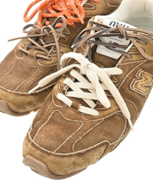 Miu Miu รองเท้าผ้าใบ