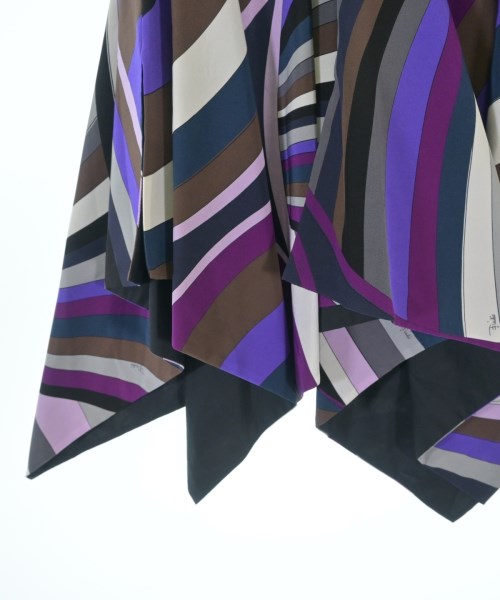 EMILIO PUCCI กระโปรงยาวถึงเข่า