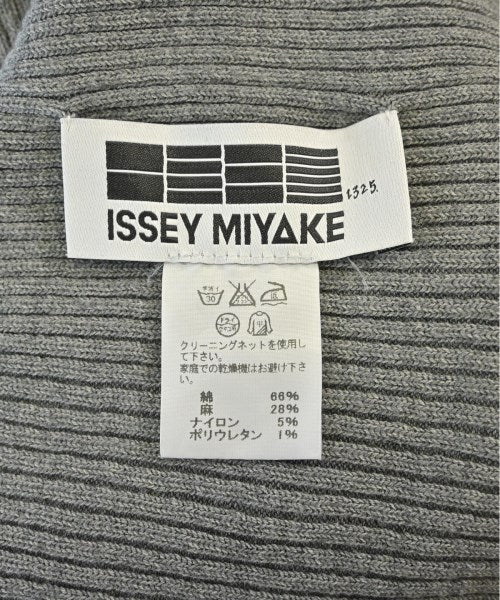 ISSEY MIYAKE เสื้อกั๊ก