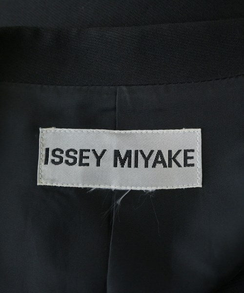 ISSEY MIYAKE แจ็คเก็ตไม่มีปก