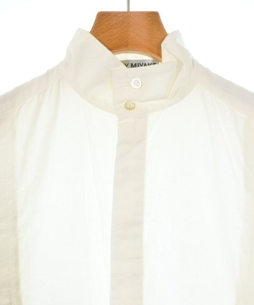 ISSEY MIYAKE เดรสที่เป็นเสื้อเชิ้ตตัวยาว