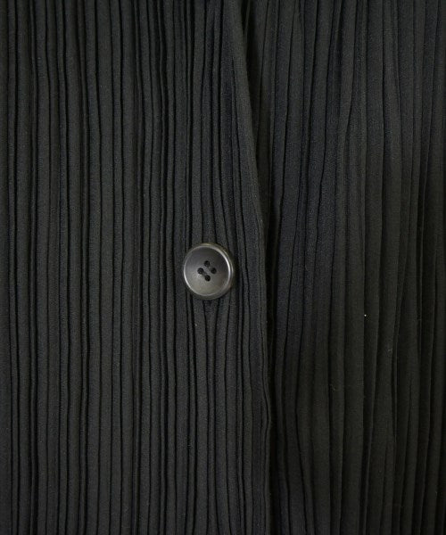 ISSEY MIYAKE เสื้อโค้ท อื่น