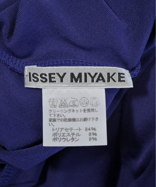 ISSEY MIYAKE เสื้อยืด/เสื้อท็อปส์
