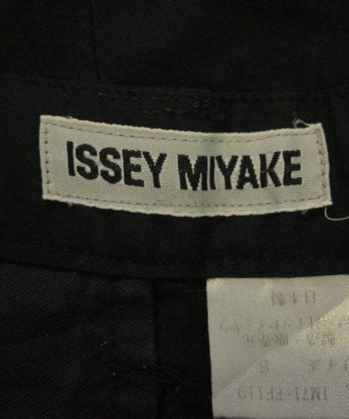 ISSEY MIYAKE กางเกง 5 ส่วน