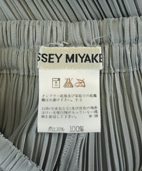 ISSEY MIYAKE กางเกงขาสั้น