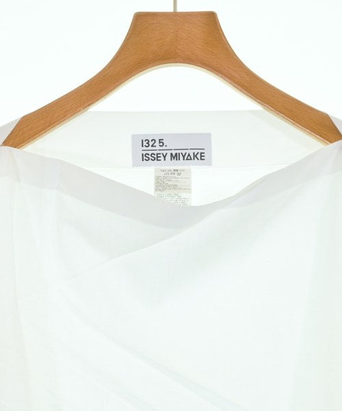 ISSEY MIYAKE เสื้อลำลอง