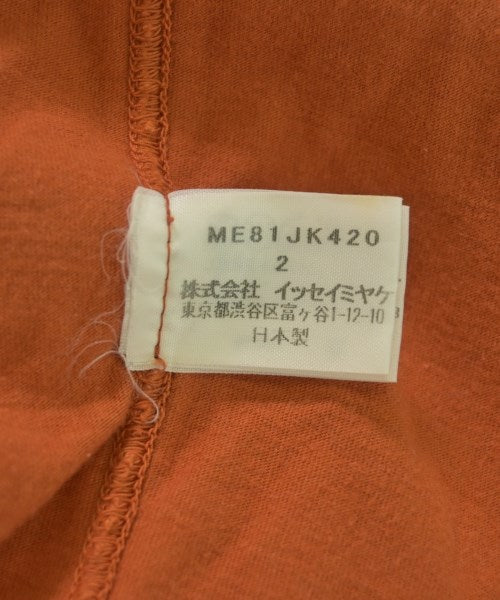 ISSEY MIYAKE เสื้อยืด/เสื้อท็อปส์