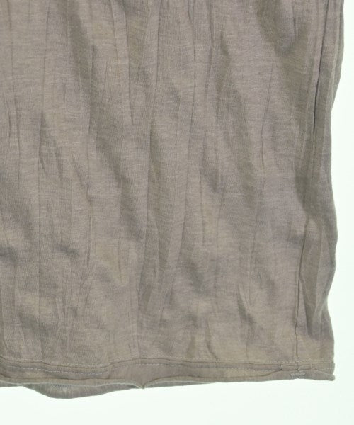 ISSEY MIYAKE เสื้อยืด/เสื้อท็อปส์