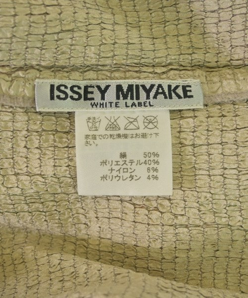 ISSEY MIYAKE เสื้อสตรี