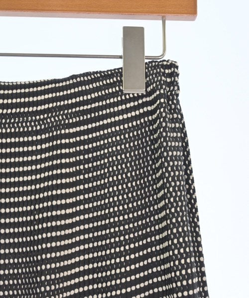 ISSEY MIYAKE กระโปรงยาว/แม็กซี่ยาว