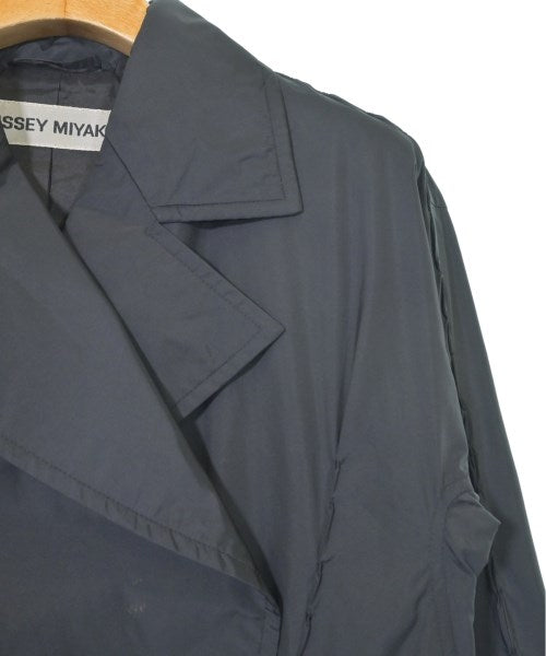 ISSEY MIYAKE เสื้อโค้ท อื่น
