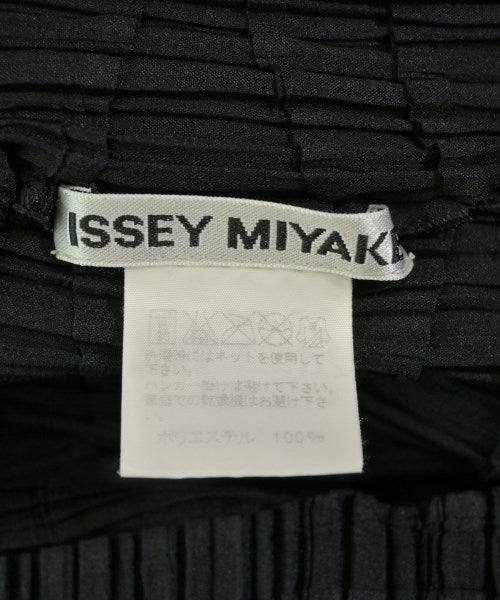 ISSEY MIYAKE เสื้อสตรี