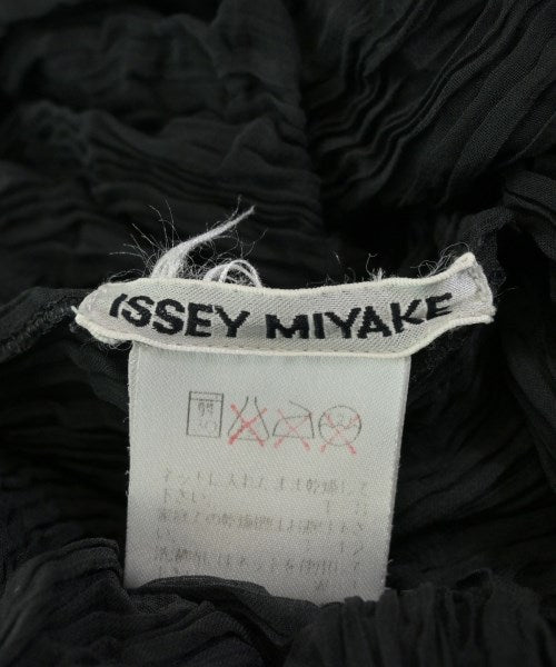 ISSEY MIYAKE เสื้อสตรี