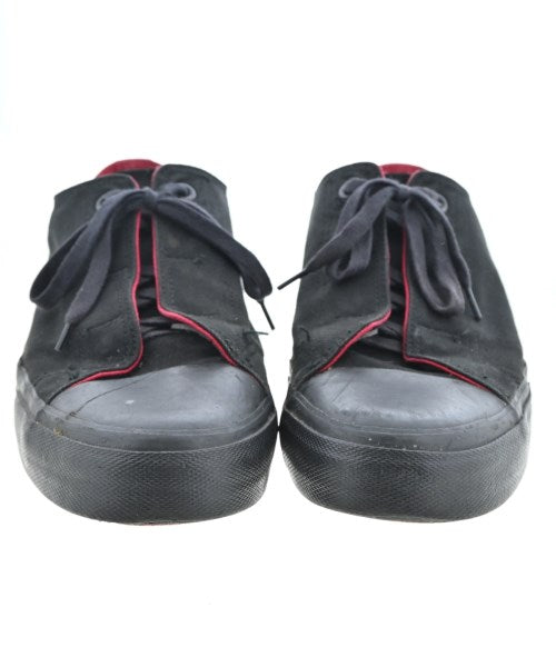 ISSEY MIYAKE รองเท้าผ้าใบ