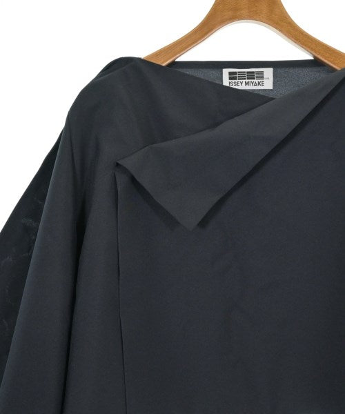 ISSEY MIYAKE เสื้อลำลอง