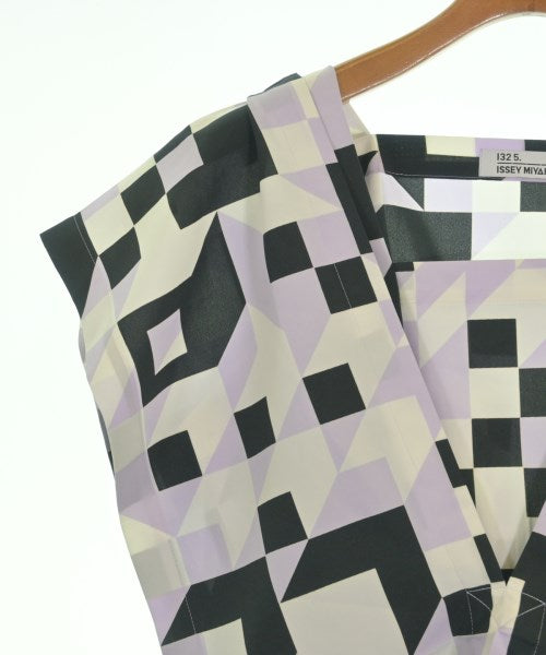 ISSEY MIYAKE เสื้อลำลอง