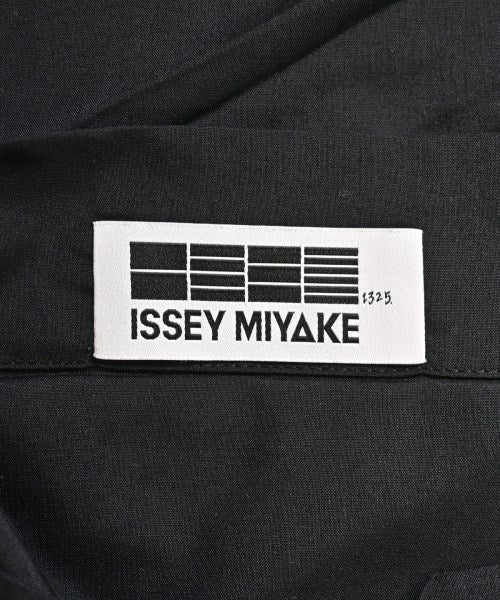ISSEY MIYAKE เสื้อสตรี