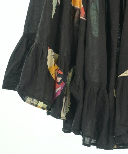 ISSEY MIYAKE กระโปรงยาวถึงเข่า
