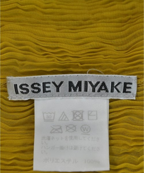 ISSEY MIYAKE เสื้อลำลอง