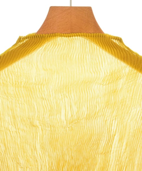 ISSEY MIYAKE เสื้อลำลอง