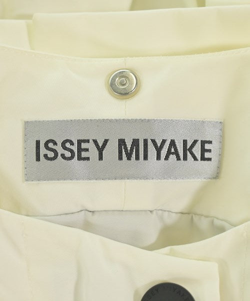 ISSEY MIYAKE เสื้อโค้ท