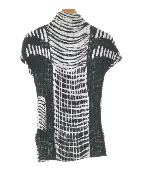 ISSEY MIYAKE เสื้อสตรี