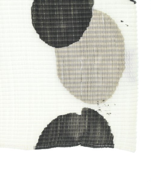 ISSEY MIYAKE เสื้อสตรี