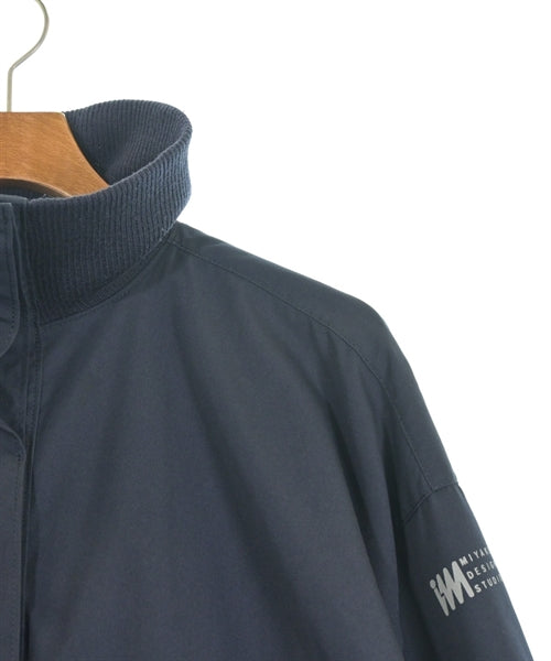ISSEY MIYAKE เสื้อโค้ท