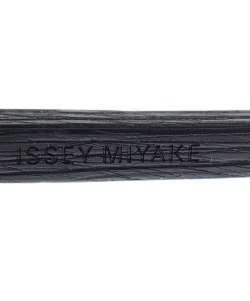 ISSEY MIYAKE แว่นกันแดด
