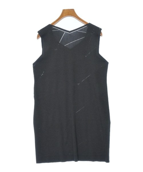 ISSEY MIYAKE เสื้อกล้าม