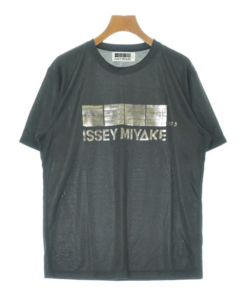 ISSEY MIYAKE เสื้อยืด/เสื้อท็อปส์