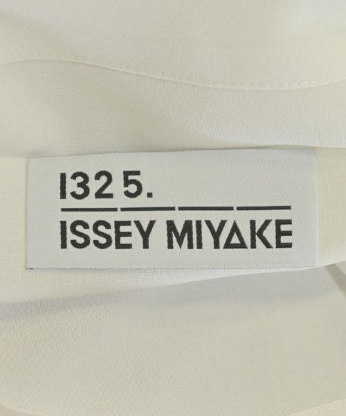ISSEY MIYAKE เสื้อลำลอง