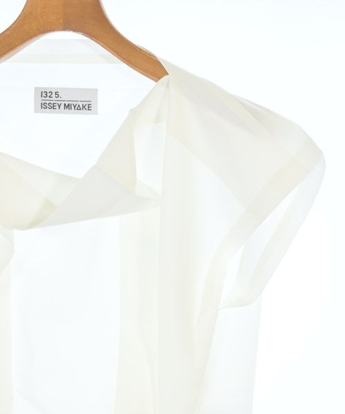 ISSEY MIYAKE เสื้อลำลอง