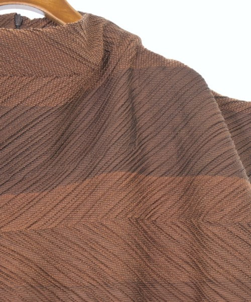 ISSEY MIYAKE เสื้อลำลอง