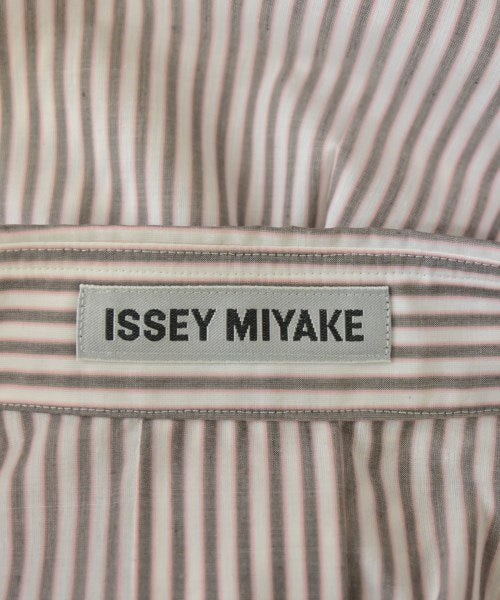 ISSEY MIYAKE เสื้อลำลอง