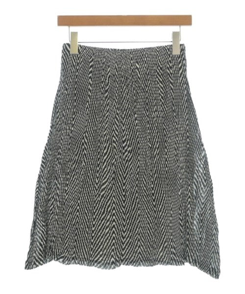 ISSEY MIYAKE กระโปรงยาวถึงเข่า