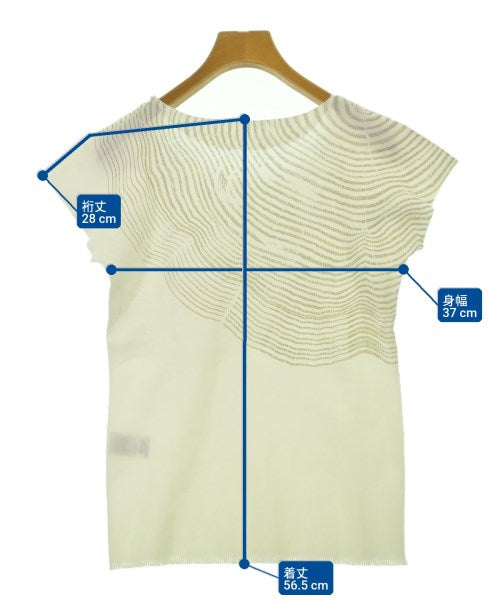 ISSEY MIYAKE เสื้อยืด/เสื้อท็อปส์