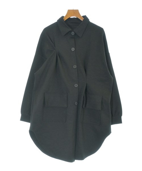 ISSEY MIYAKE เสื้อโค้ท อื่น