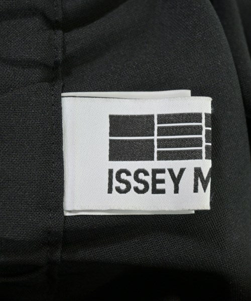 ISSEY MIYAKE กางเกง 5 ส่วน