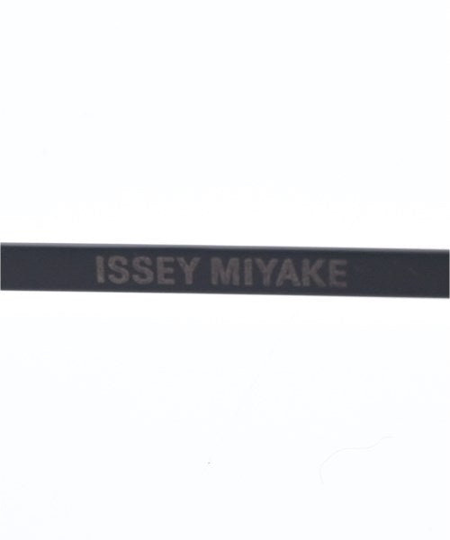 ISSEY MIYAKE แว่นกันแดด