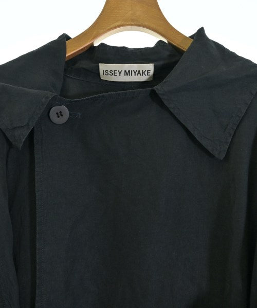 ISSEY MIYAKE เสื้อโค้ท