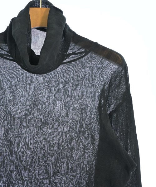 ISSEY MIYAKE เสื้อยืด/เสื้อท็อปส์
