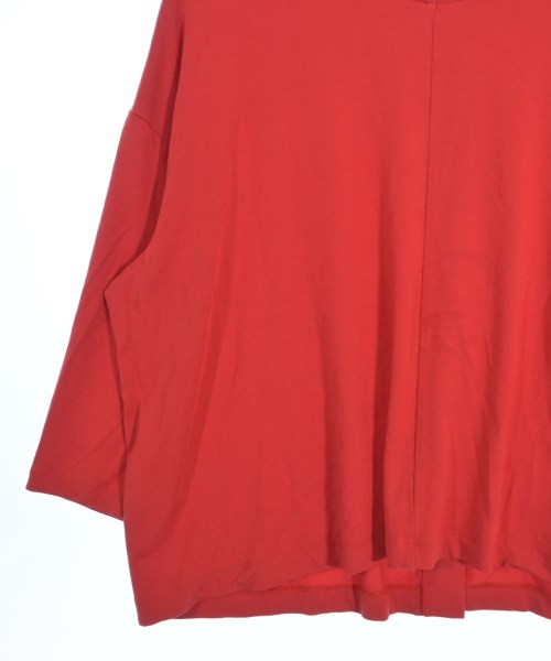 ISSEY MIYAKE เสื้อยืด/เสื้อท็อปส์