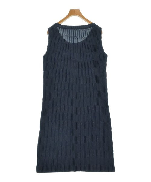 ISSEY MIYAKE ชุดเดรส