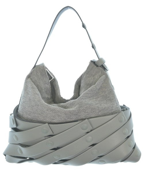 ISSEY MIYAKE กระเป๋าสะพาย