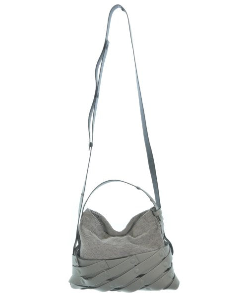 ISSEY MIYAKE กระเป๋าสะพาย