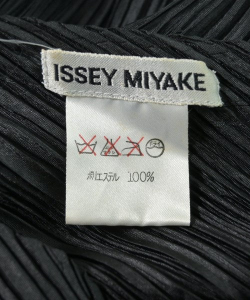 ISSEY MIYAKE เสื้อสตรี