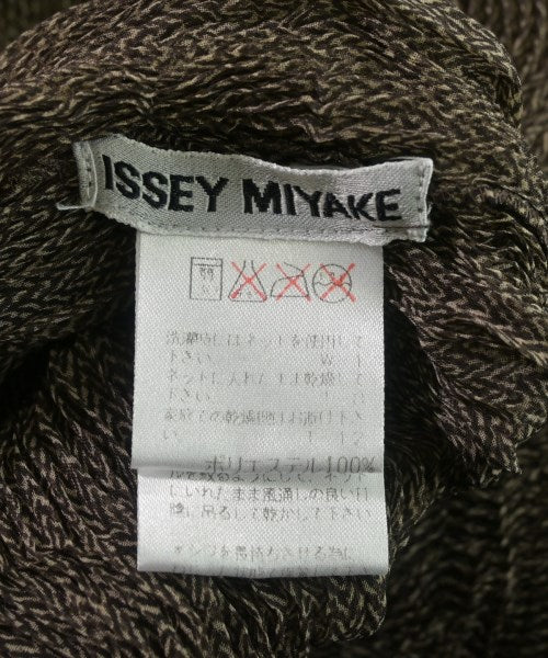 ISSEY MIYAKE เสื้อสตรี