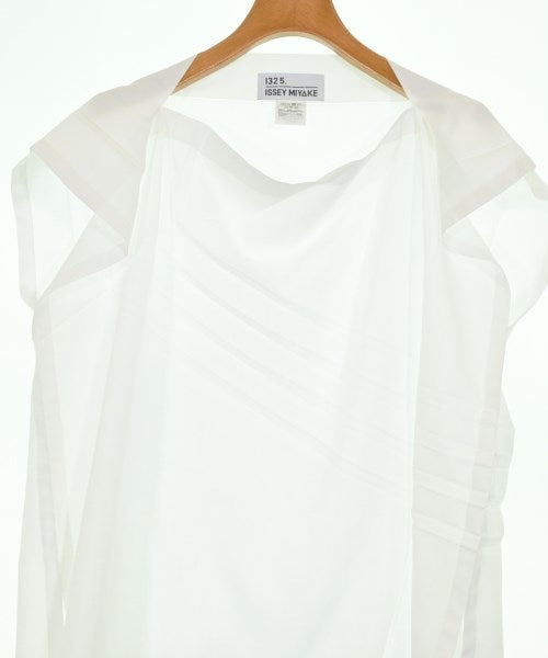 ISSEY MIYAKE เสื้อลำลอง